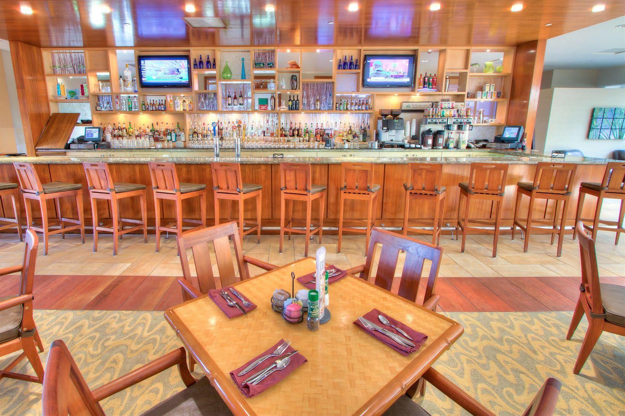 Westshore - Airport Area By Ihg Hotel 3*